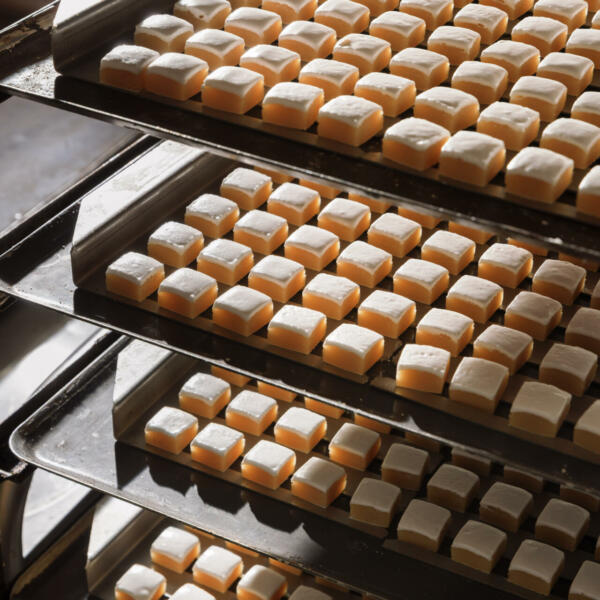 30 ans Biscuiterie de Provence - calissons carrés